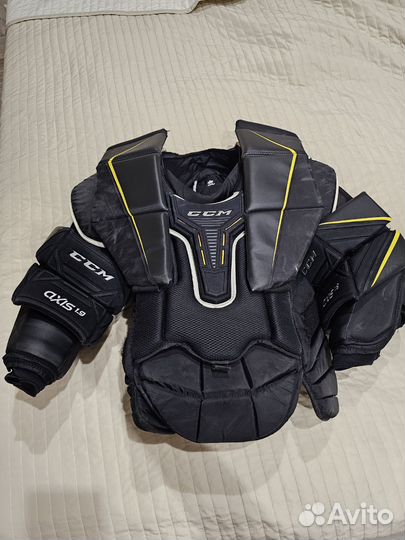 Вратарский нагрудник ccm