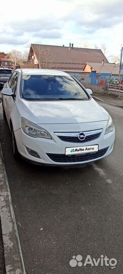 Opel Astra 1.6 МТ, 2011, 190 000 км