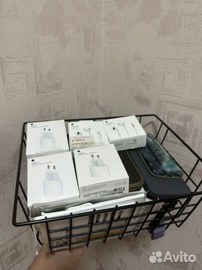 Аксессуары для iPhone