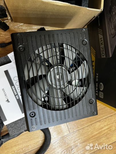 Corsair hx 750