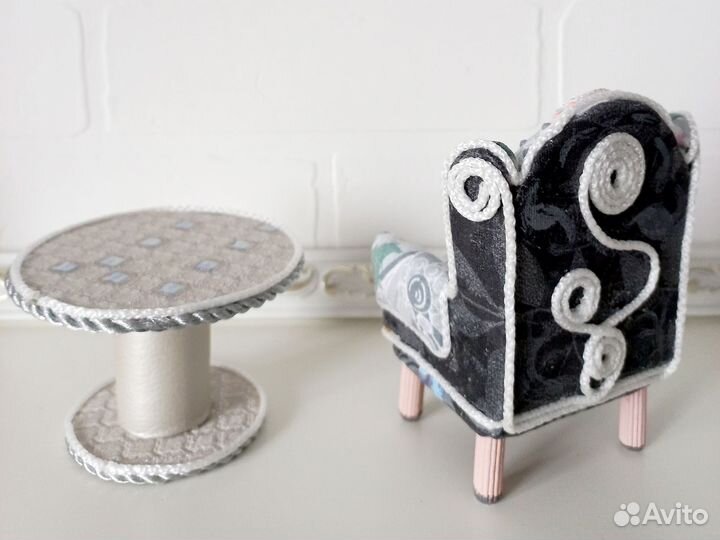 Кресло для куклы