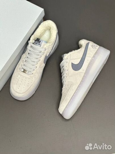 Кроссовки Nike air Force 1 с мехом