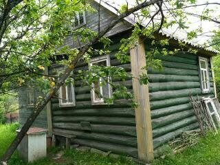 Дача 20 м² на участке 10 сот.