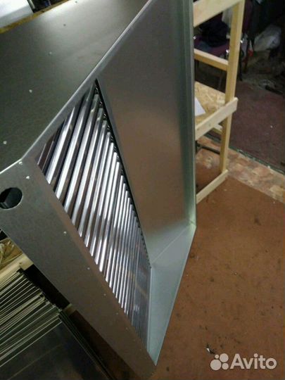 Зонт вытяжной из нержавеющей стали