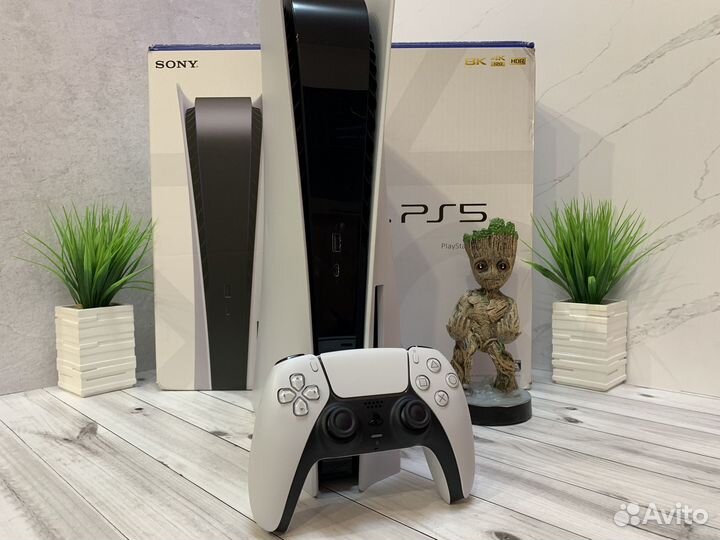 Sony PS5 с дискодовом / Гарантия/ UFC4,Fifa 23