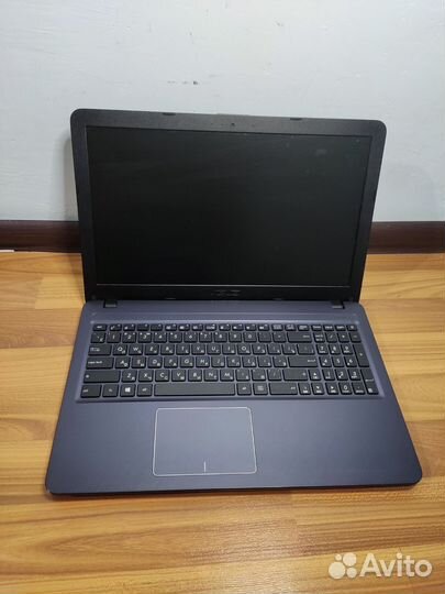 Asus 4 ядра/ddr4 4гб/500гб/geforce mx110 ddr5 2гб