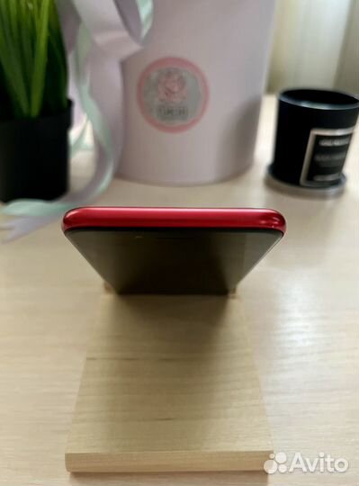iPhone SE (2020), 64 ГБ