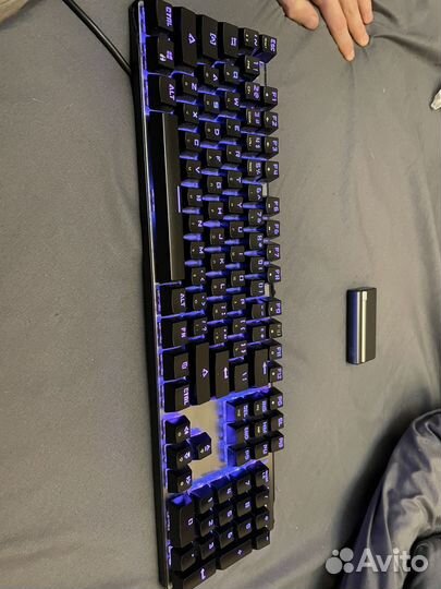 Механическая клавиатура motospeed