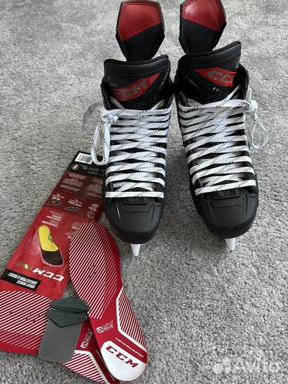 Коньки хоккейные CCM jetspeed ft6pro 8tapered