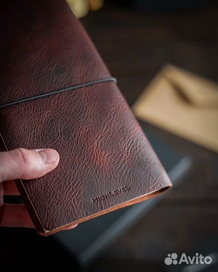 Блокнот из итальянской кожи Wax в цвете Tobacco