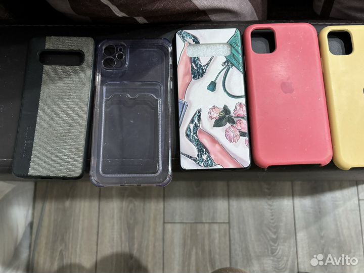 Чехол на iPhone 11