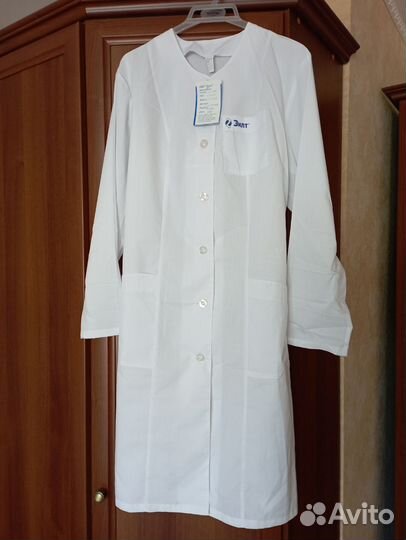 Халаты медицинские , новые