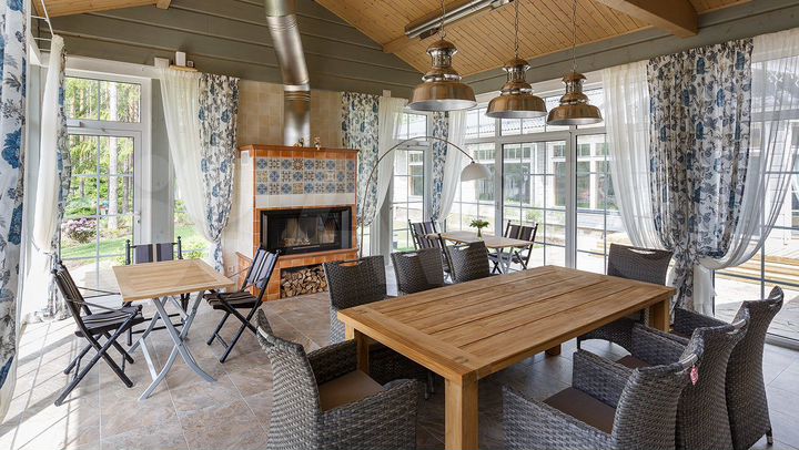 Дом 228 м² на участке 19 сот.