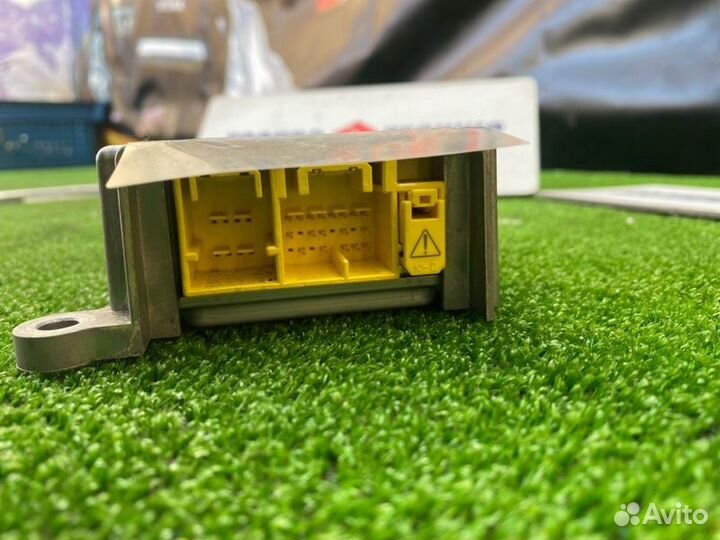 Блок управления airbag Suzuki Grand Vitara/Escudo