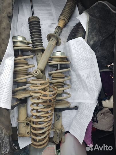 Амортизаторы ваз 2110 priora 4шт весь комплект