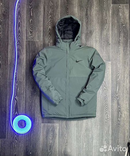 Зимние куртки Nike