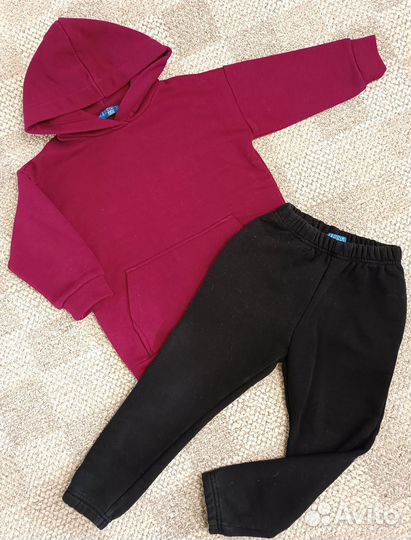 Одежда для девочки пакетом 104-110