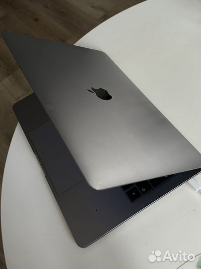 Apple MacBook Pro 13 2017 512 gb