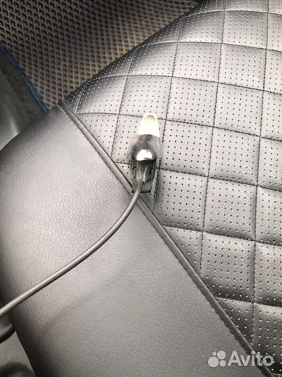 Светлячок с крыла Toyota Chaser JZX 90