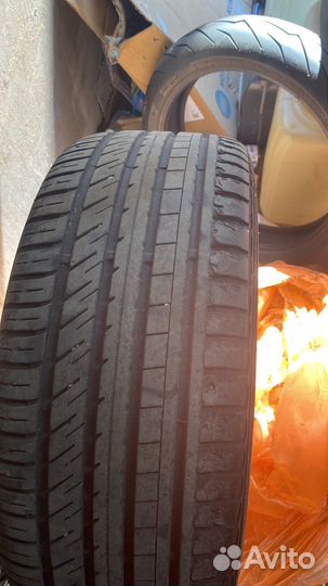 Kinforest KF-550 235/45 R17