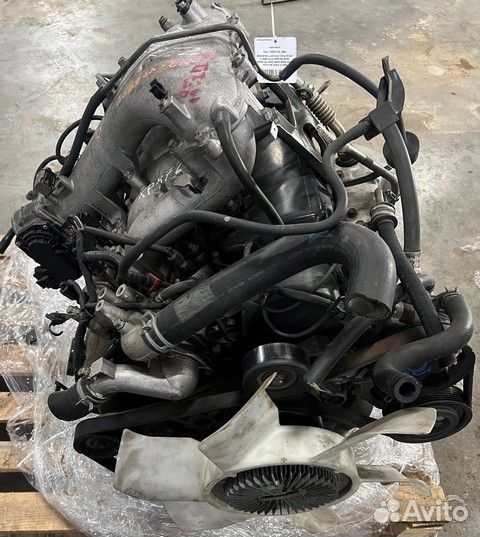 Двигатель 1000C762 Mitsubishi Pajero 4