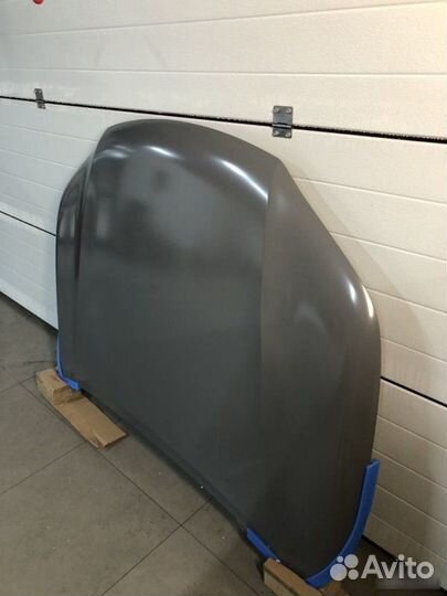 Капот Toyota Fortuner