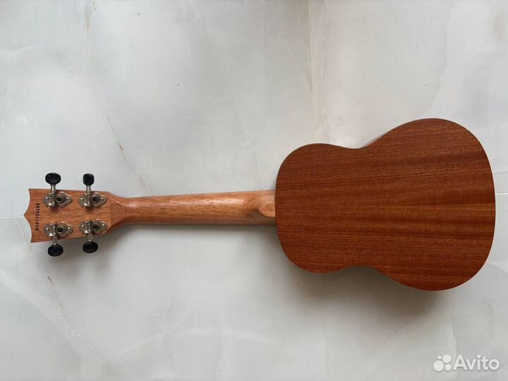 Укулеле flight