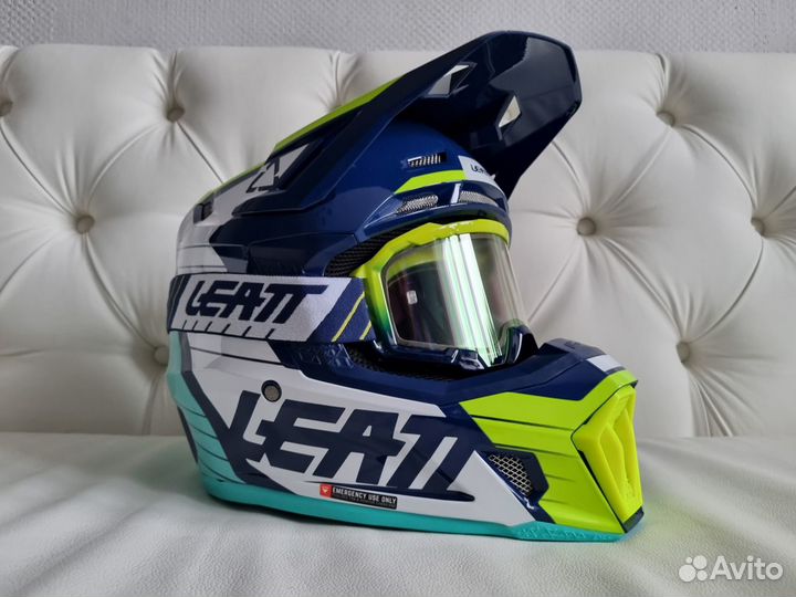 Blue White Шлем Leatt Moto 7.5 V23 Helmet Kit 2023