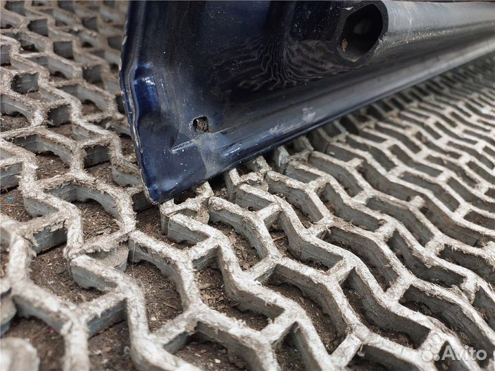 Дверь боковая левая передняя Chrysler 300C 2011, 2013