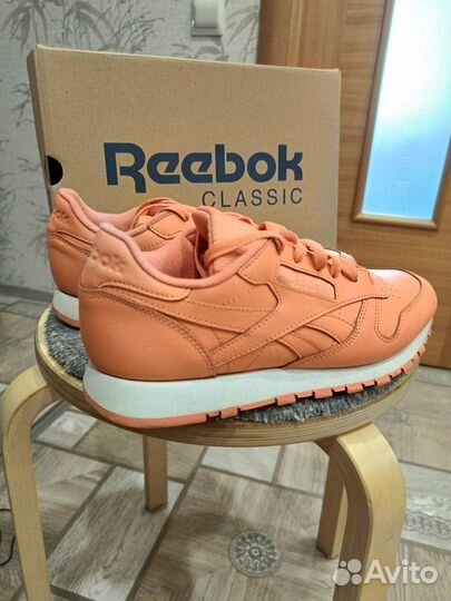 Кроссовки reebok женские 38.5