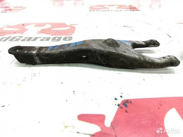 Вилка сцепления Toyota Land Cruiser FZJ80 1FZ 1993