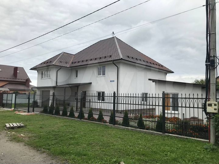 Дом 276 м² на участке 10 сот.