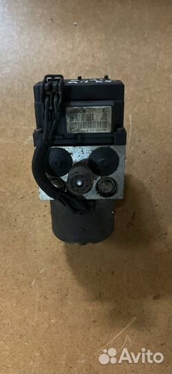 Блок ABS Audi A4 B5 рест. (1998 - 2001) 0273004282