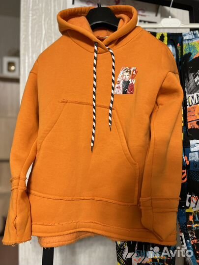 Яркий спортивный костюм на флисе 140