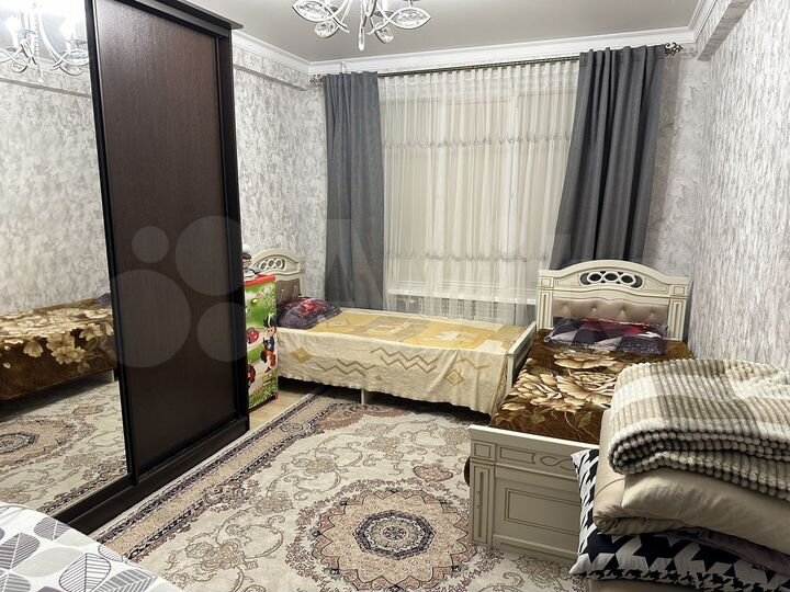 2-к. квартира, 60 м², 1/5 эт.