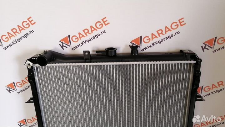 Радиатор mazda bongo SK22 R2 RF 1998-2007