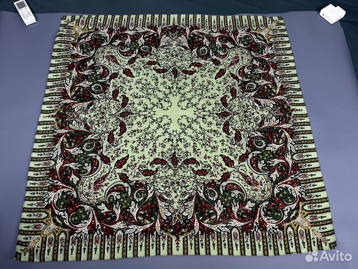 Платок женский шерстяной