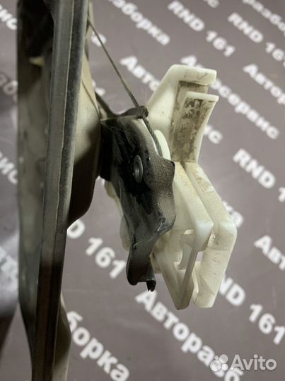 Стеклоподъемник задний skoda octavia a5