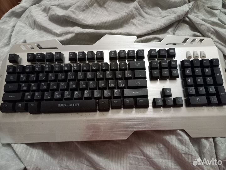 Игровая клавиатура с подсветкой