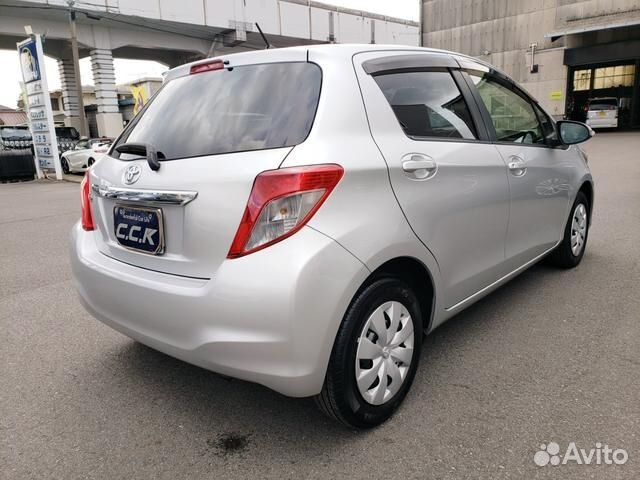 Toyota Vitz 1.0 CVT, 2013, 47 000 км