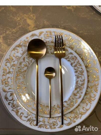 Набор столовых приборов