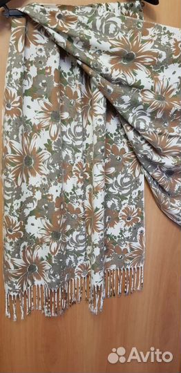 Шарфы и палантины