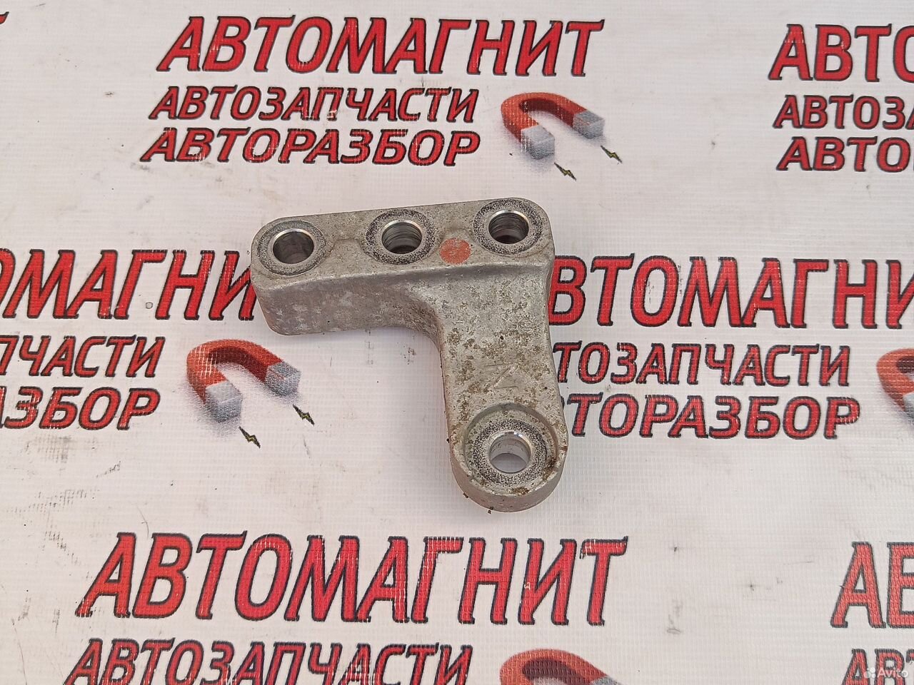 Кронштейн подушки двигателя правый Киа Соул 3 SK3