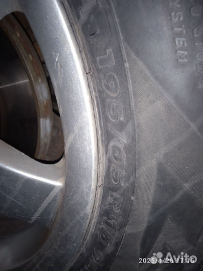 Nokian Tyres Hakkapeliitta 4 195/65 R15 30V