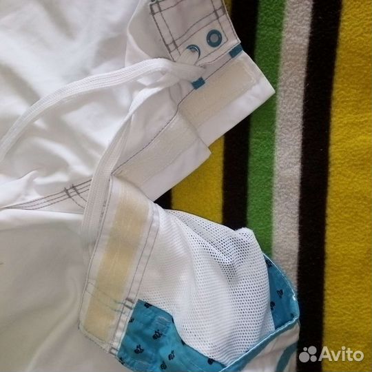 Шорты белые