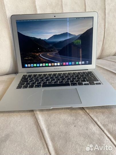 Apple macbook air (a1466)