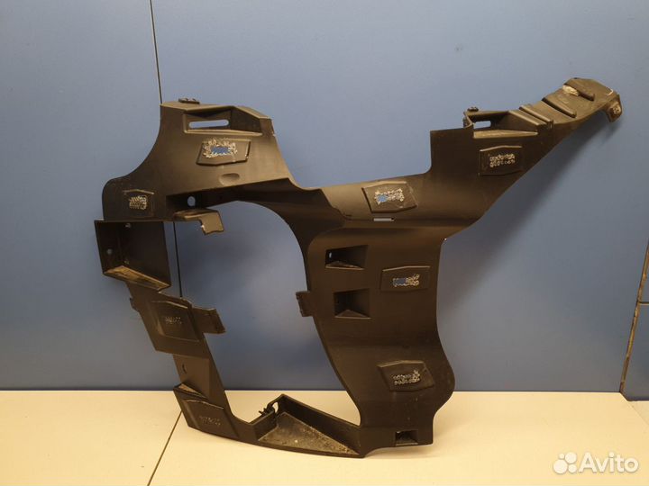 Кронштейн бампера переднего правый Ford Kuga 2019