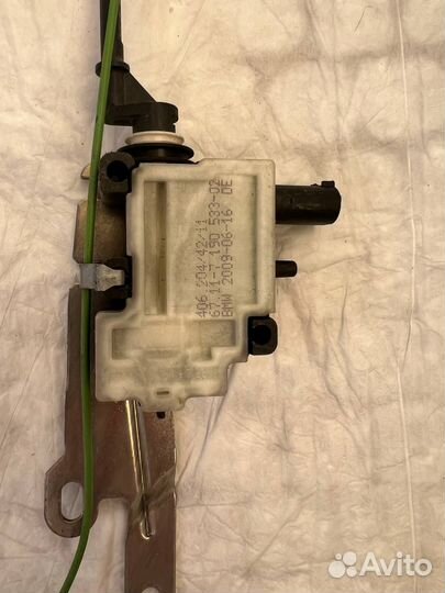 Замок активатор сервопривод лючка бензобака Bmw