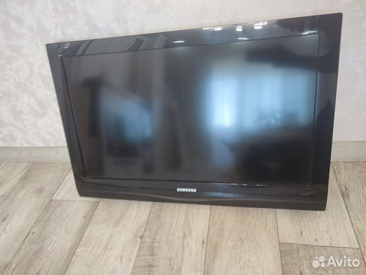 Телевизор samsung