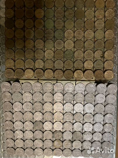 Книга из монет